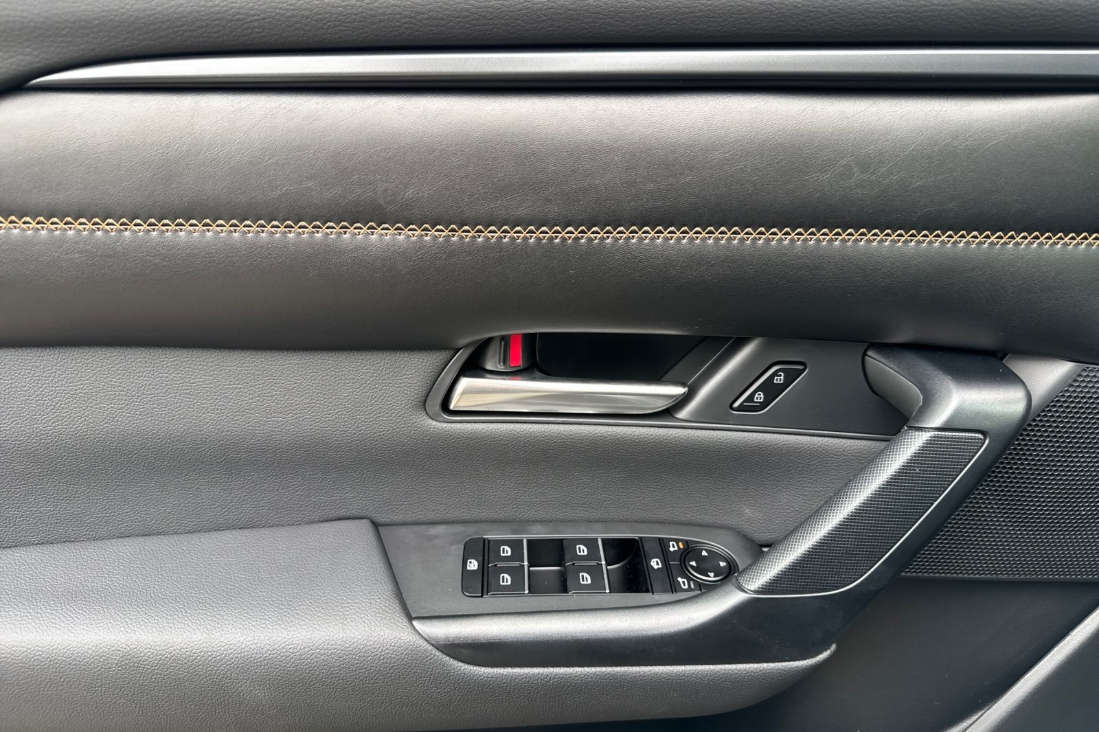2025 Mazda CX-50 2.5 Premium Plus photo 10