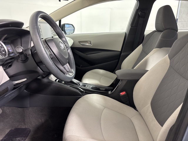 2021 Toyota Corolla LE photo 14