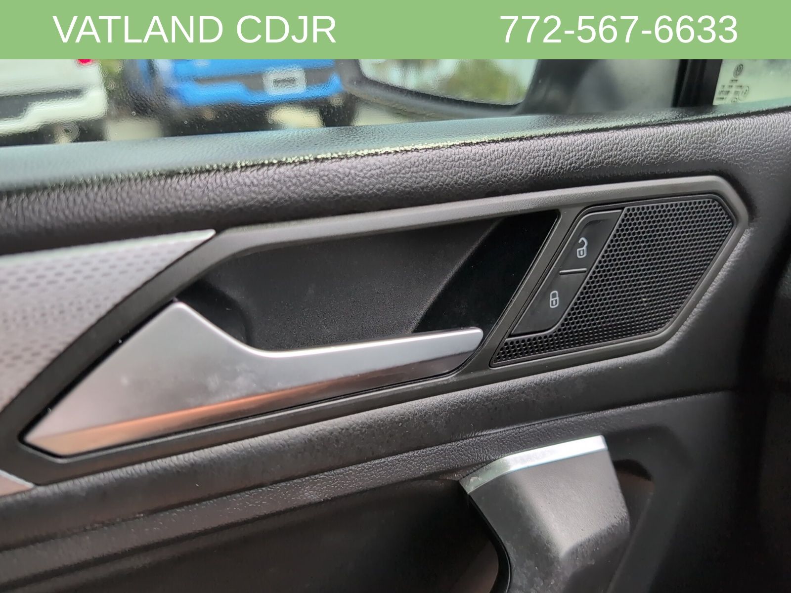2023 Volkswagen Tiguan S photo 14