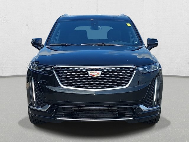 2025 Cadillac XT6 Premium Luxury photo 2