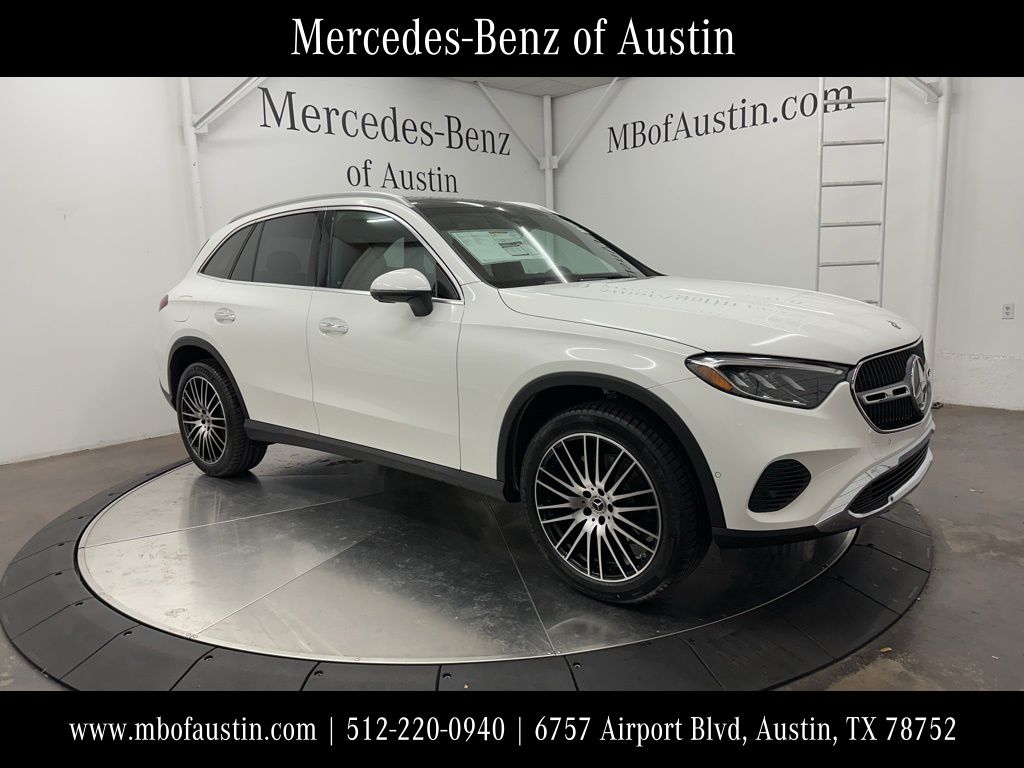 2026 Mercedes-Benz GLC Base's photo