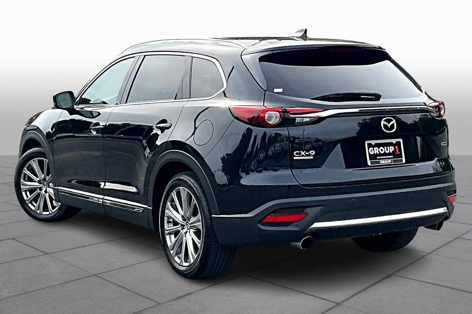2022 Mazda CX-9 Signature photo 10