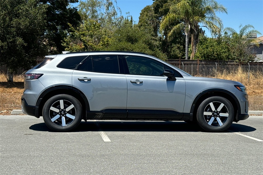 2025 Honda Prologue Touring photo 3