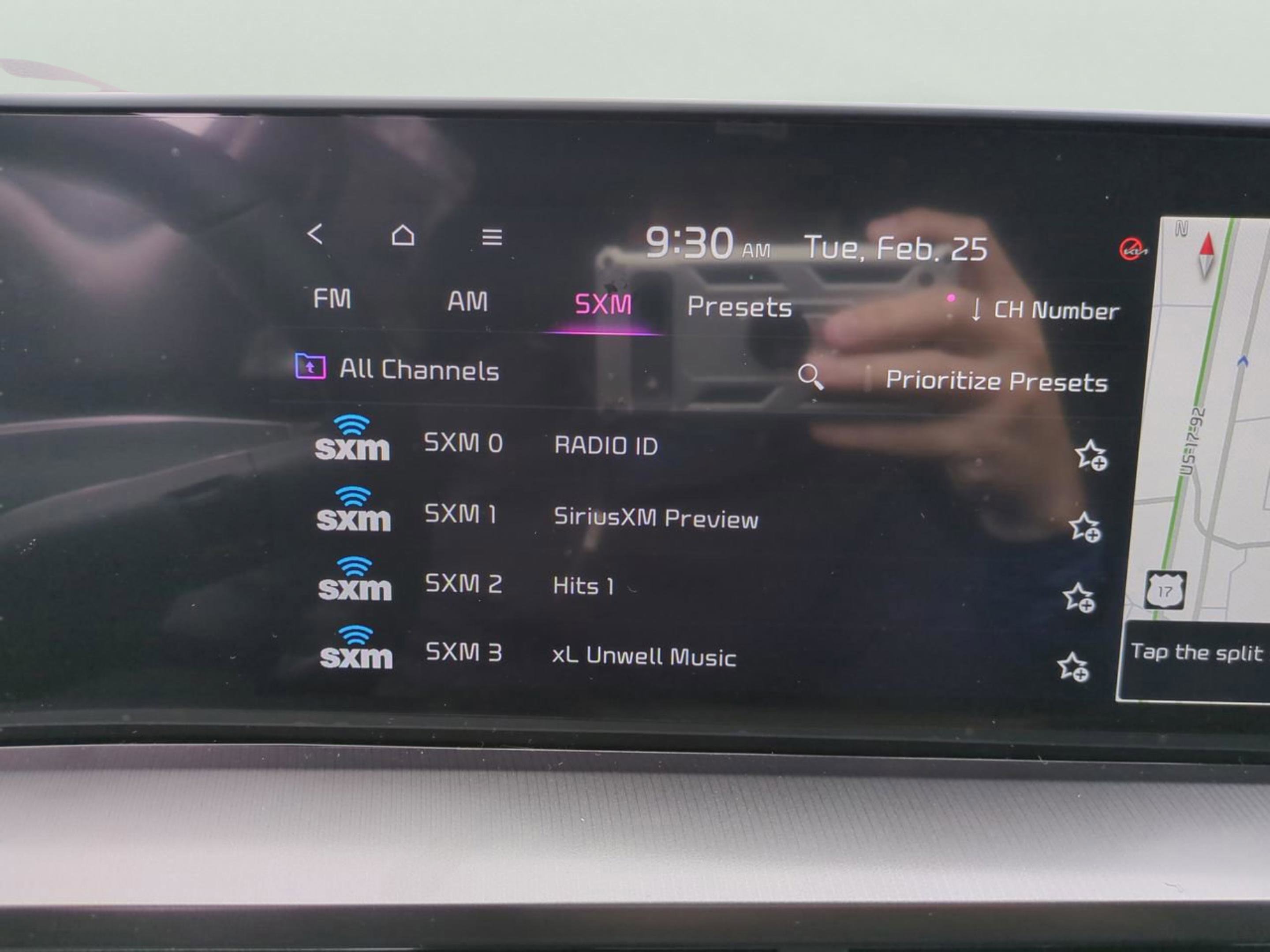 2025 Kia Telluride LX photo 17