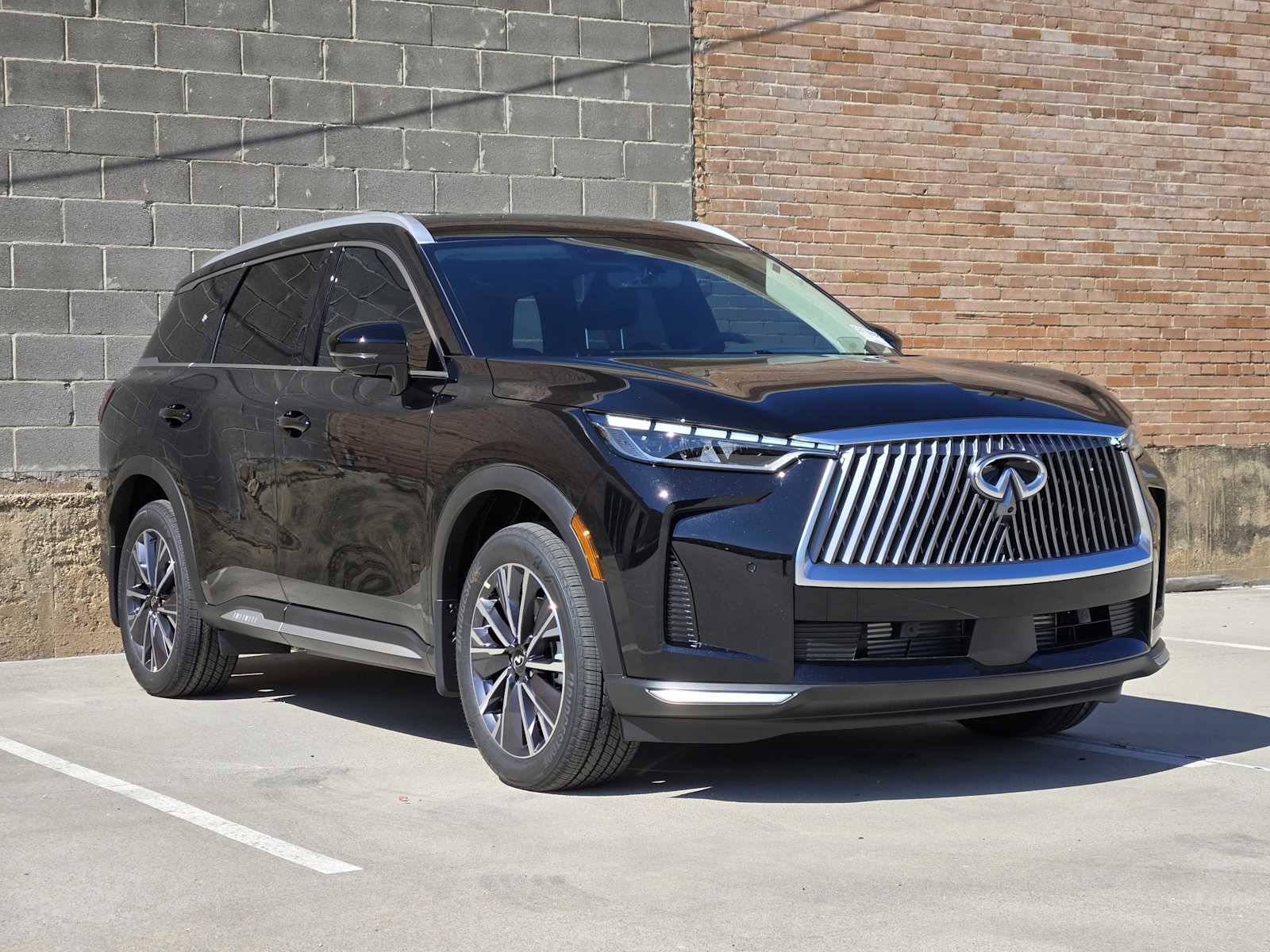 2026 Infiniti QX60 Luxe AWD photo 2