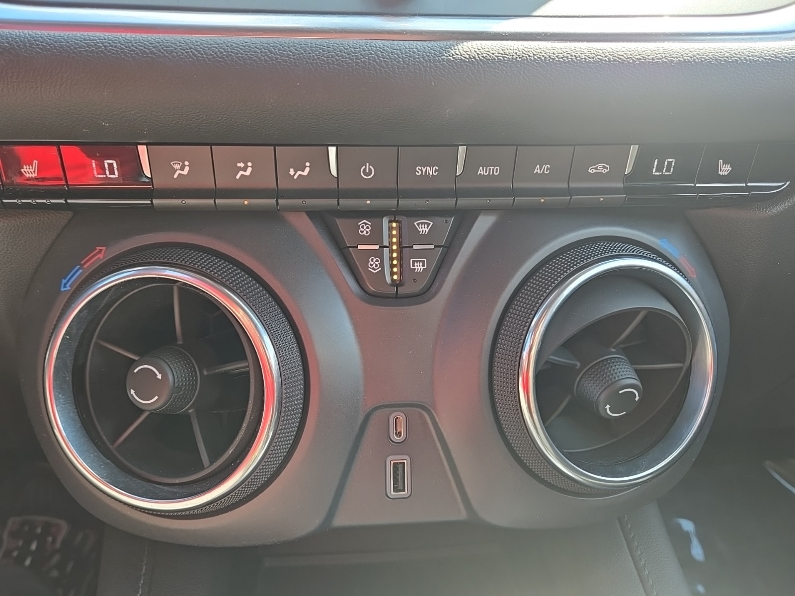 2021 Chevrolet Blazer 2LT photo 10