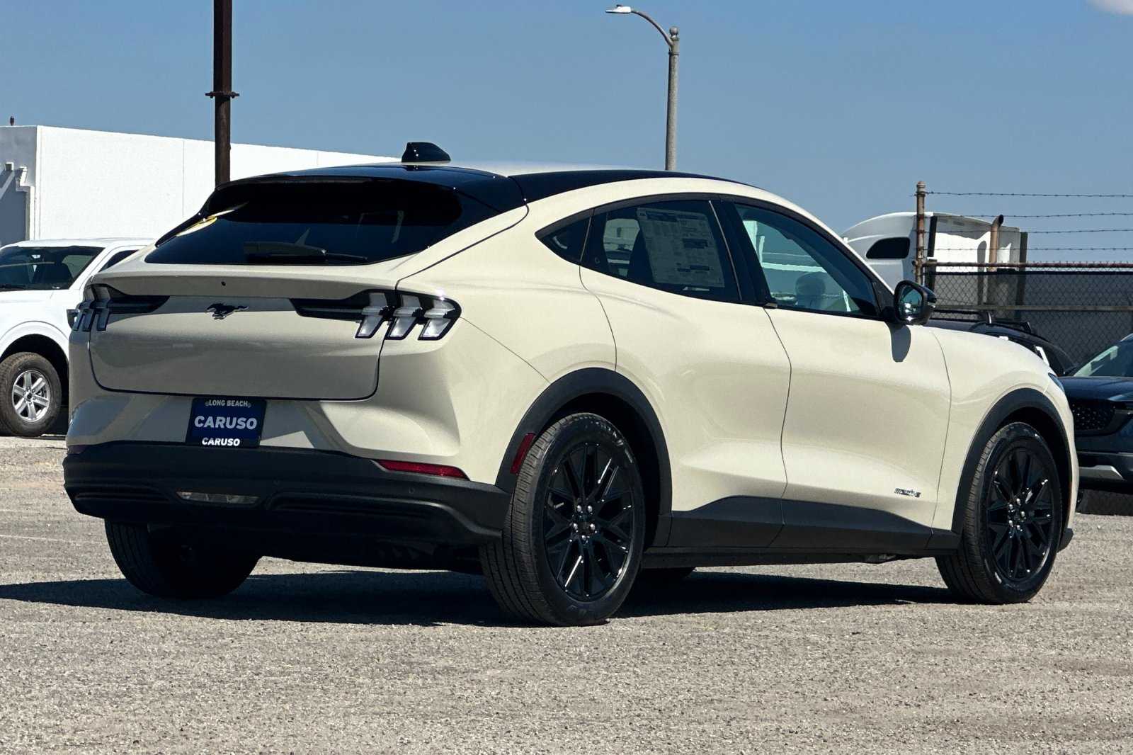 2025 Ford Mustang Mach-E Select photo 3