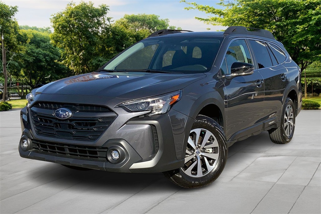 2025 Subaru Outback Premium's photo