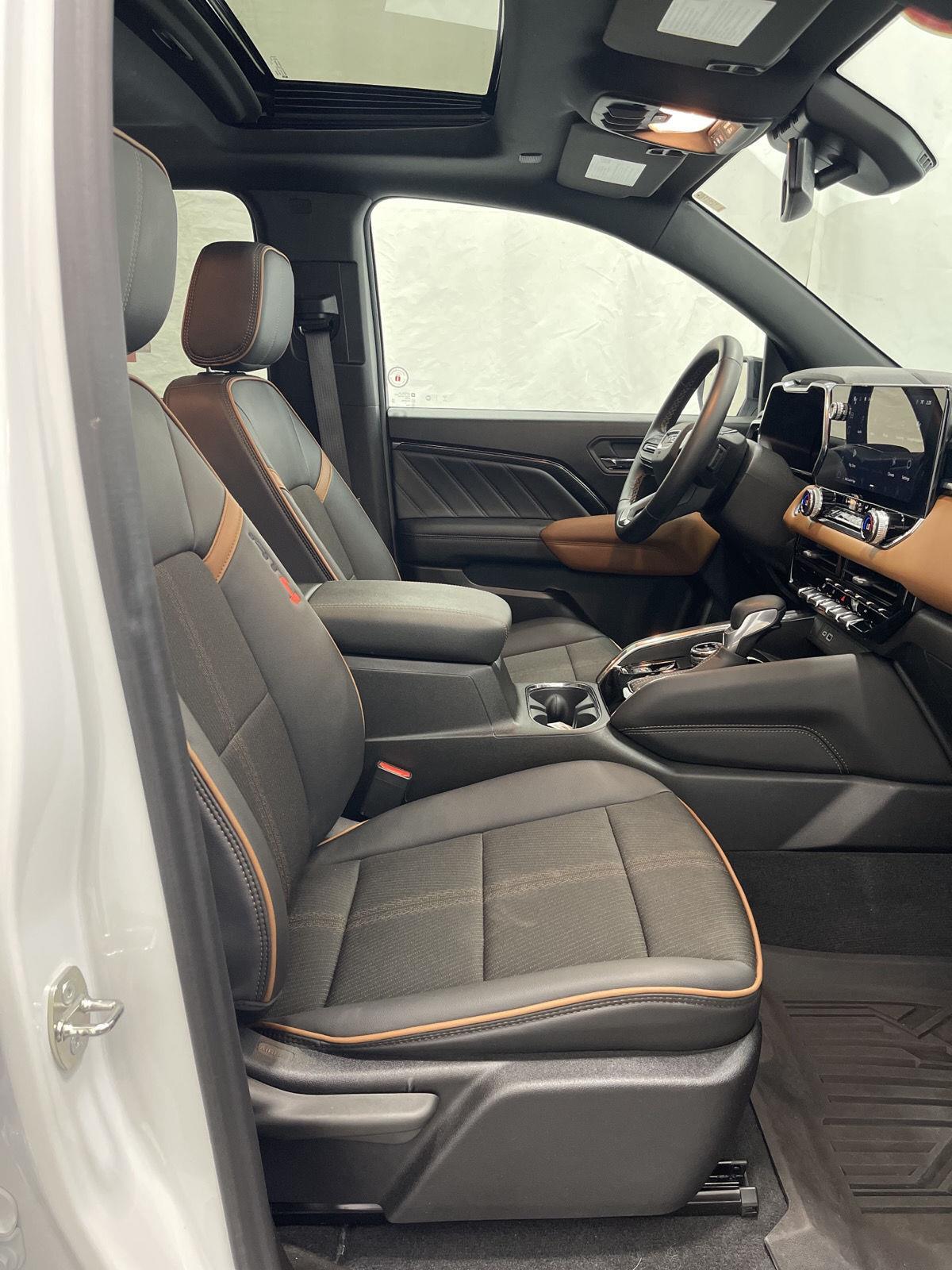 2023 Gmc Canyon AT4 photo 3