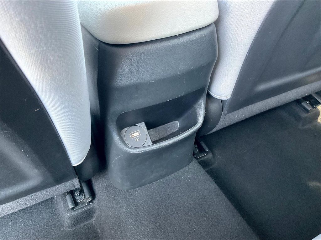 2023 Hyundai Kona SEL photo 25