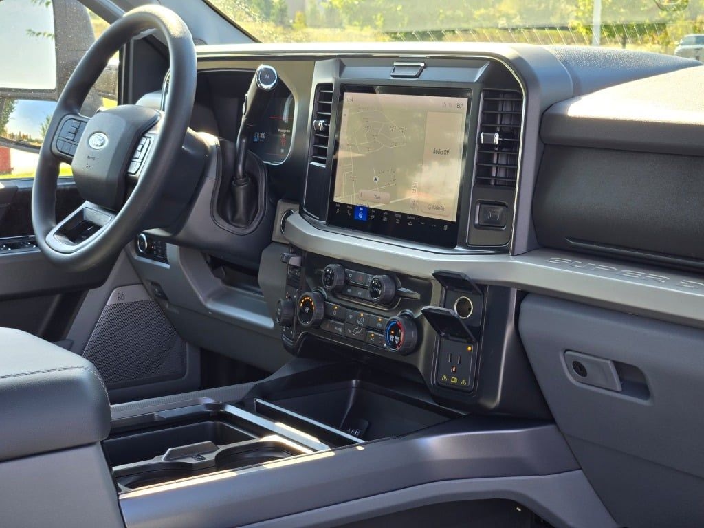 2026 Ford F-250 photo 6