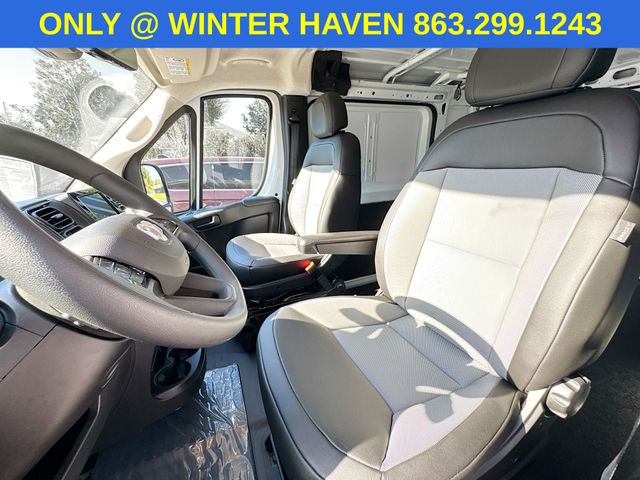 2025 Ram ProMaster 1500 Tradesman photo 16