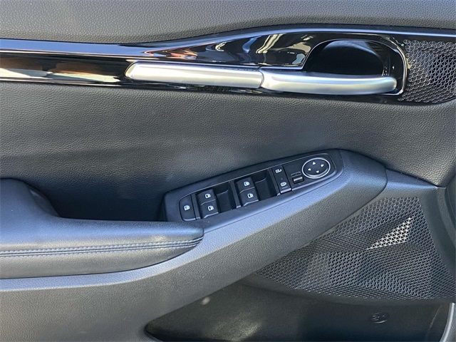 2021 Kia Seltos S photo 11