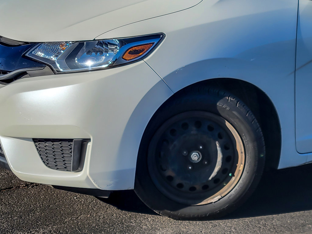 2015 HONDA FIT - Image 2