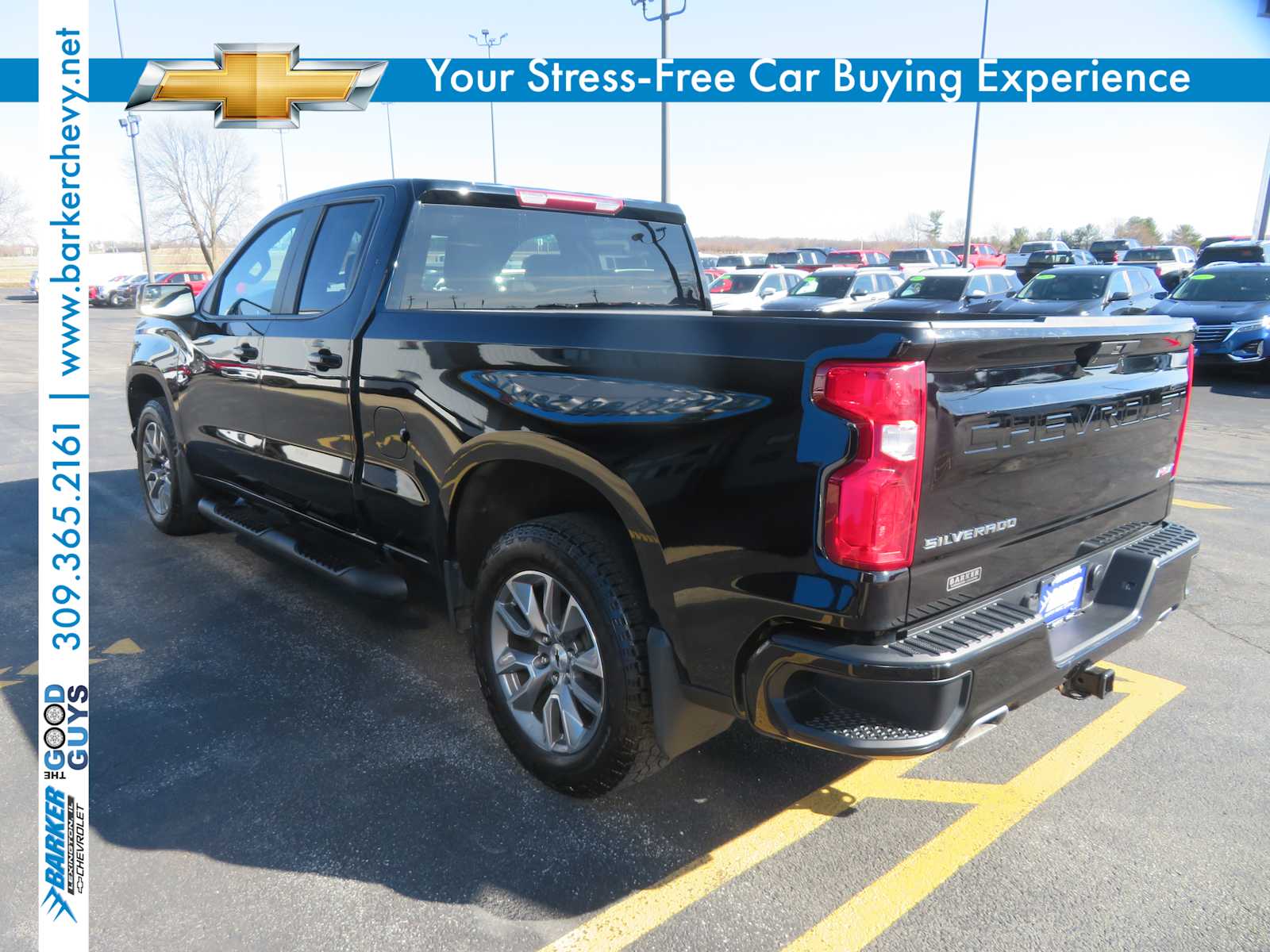 2022 Chevrolet Silverado 1500 RST photo 2