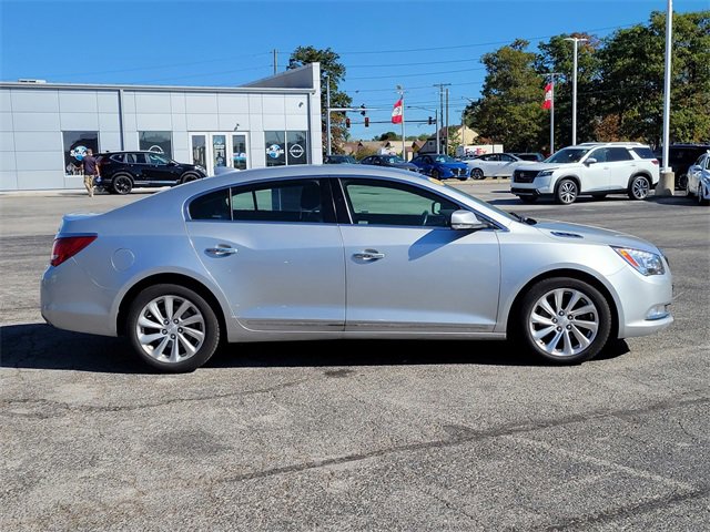 2016 Buick LaCrosse Leather photo 3