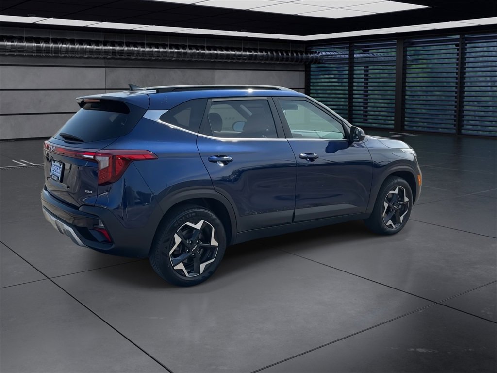 2024 Kia Seltos EX photo 8