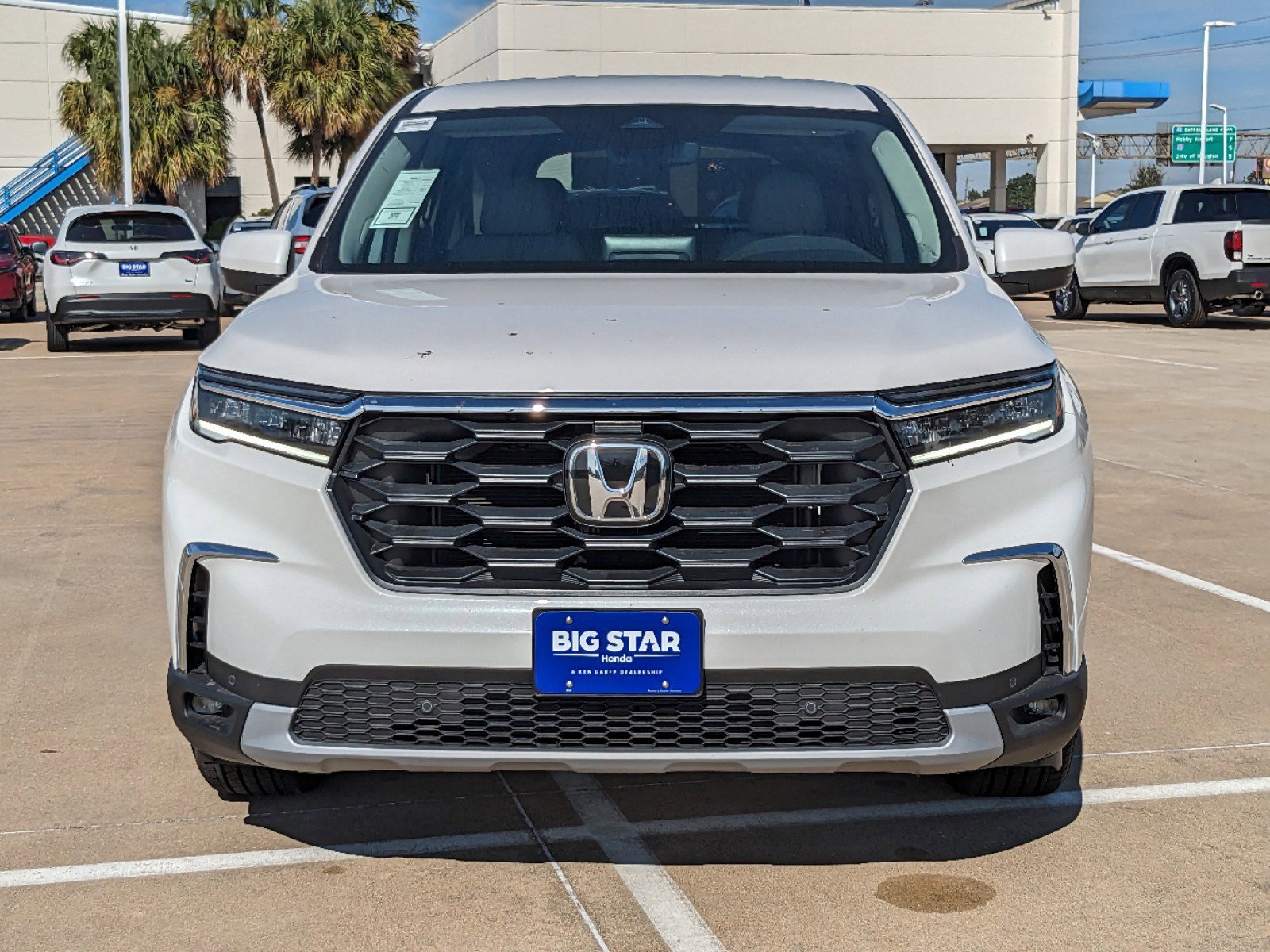 2025 Honda Pilot EX-L photo 8