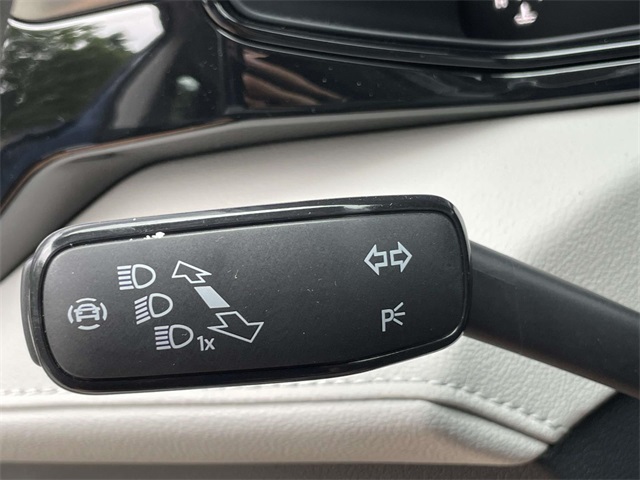 2025 Volkswagen Taos S photo 26