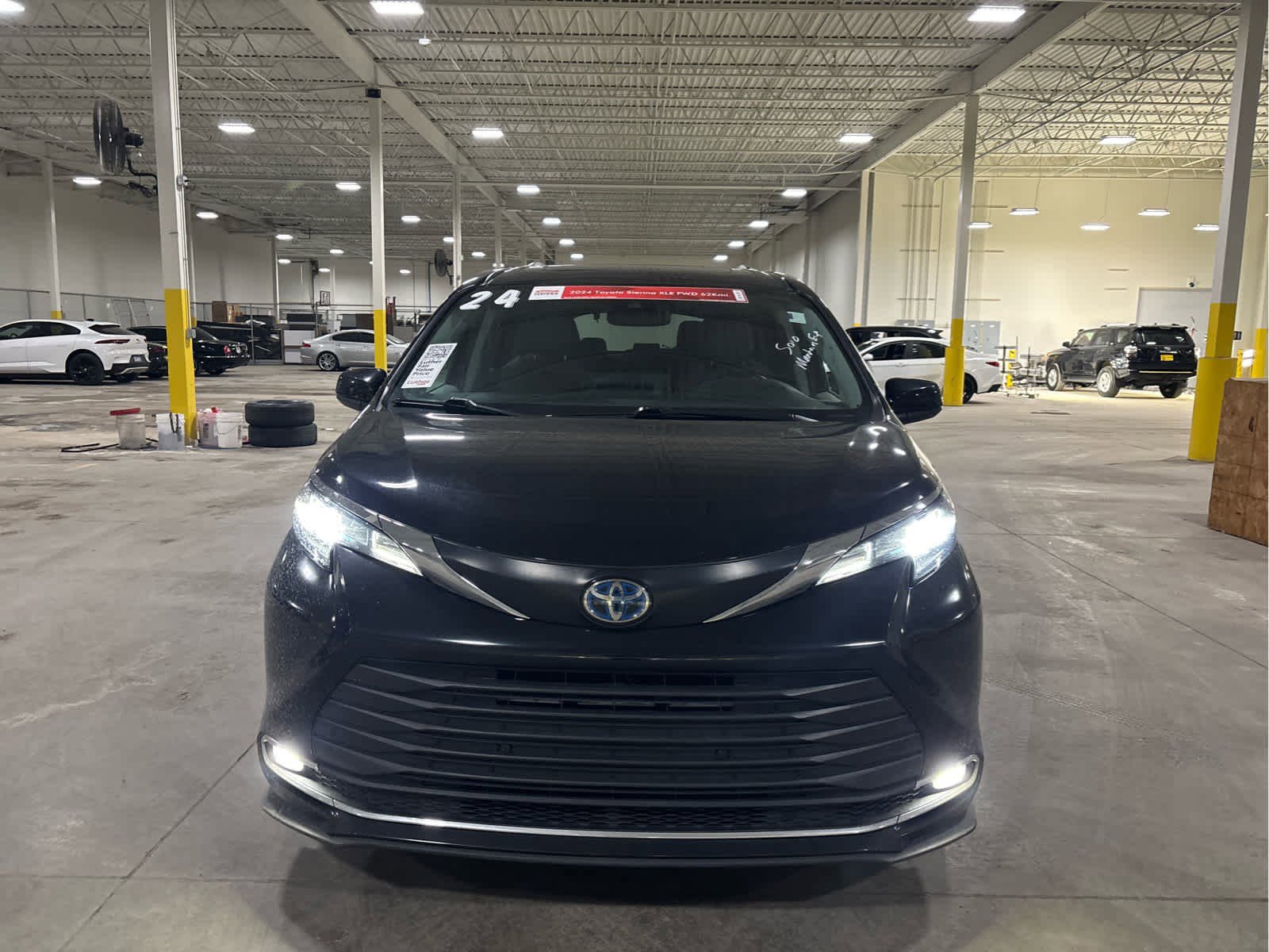 Used 2024 Toyota Sienna XLE with VIN 5TDYRKEC1RS194491 for sale in Golden Valley, Minnesota