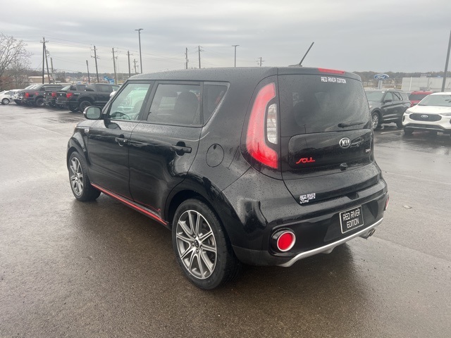 2019 Kia Soul Exclaim photo 2