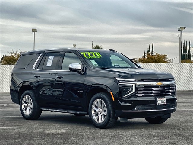 2025 Chevrolet Tahoe Premier photo 2