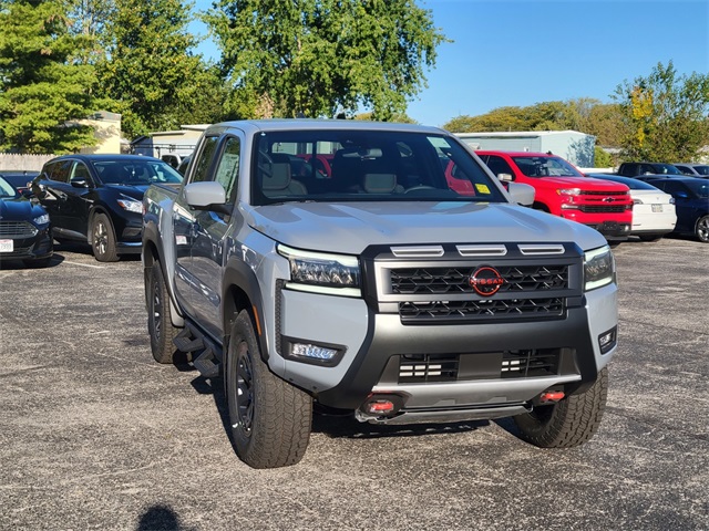2026 Nissan Frontier PRO-4X photo 2