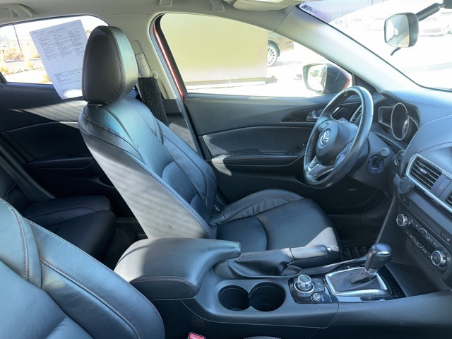 2014 Mazda Mazda3 Grand Touring photo 4