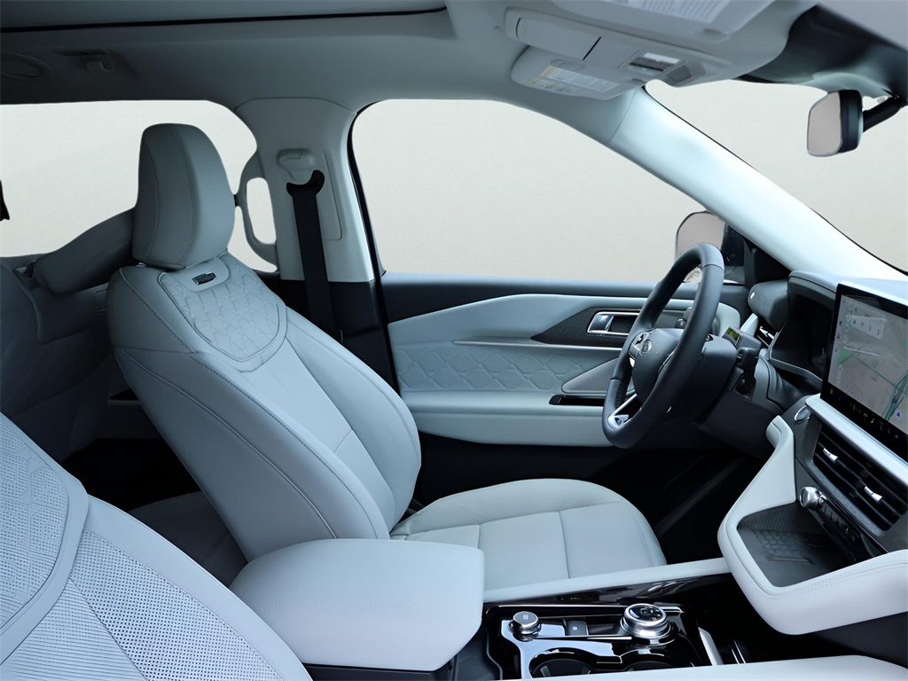 2025 Ford Explorer Platinum photo 8