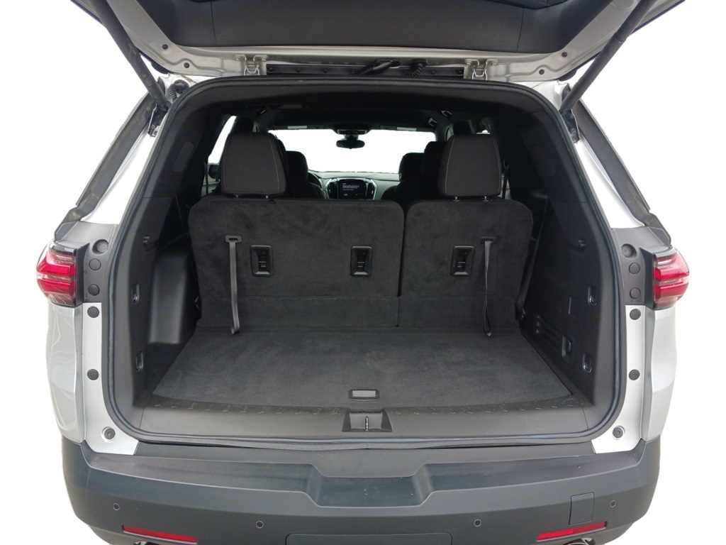 2022 Chevrolet Traverse Cloth photo 28