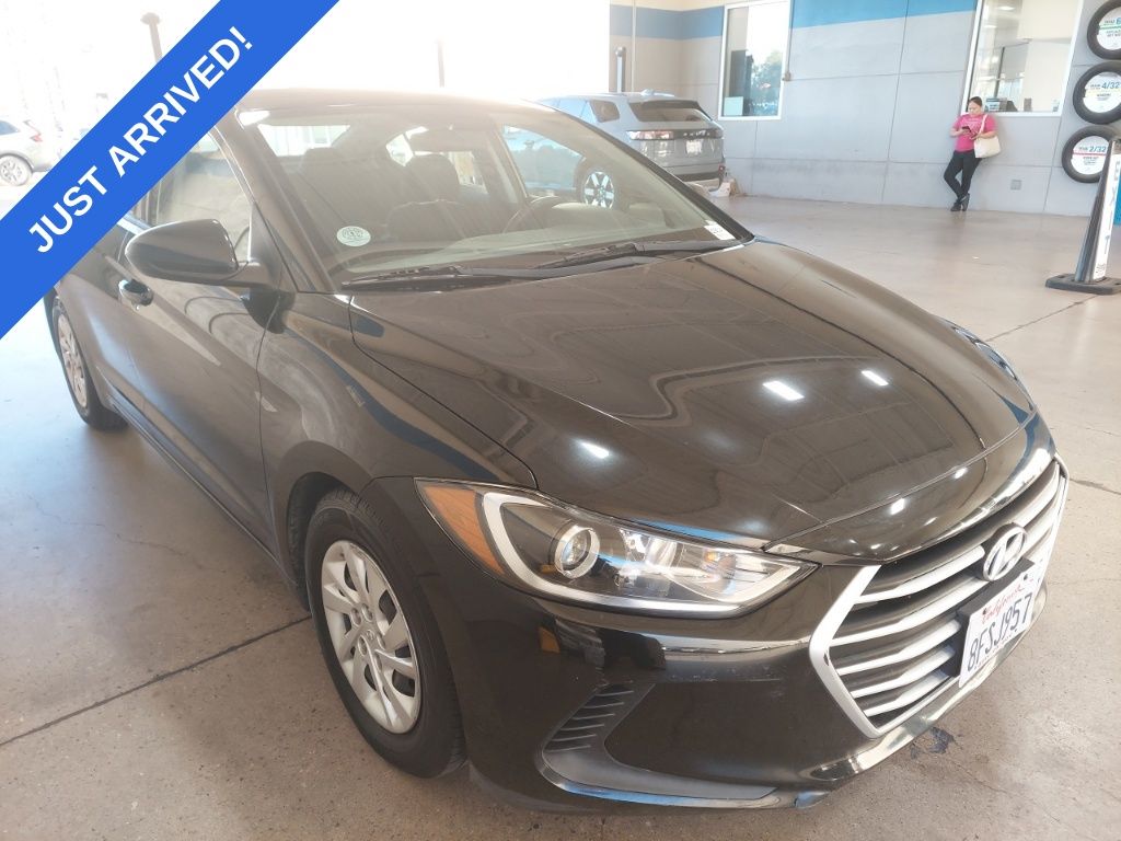 2018 Hyundai Elantra SE photo 2