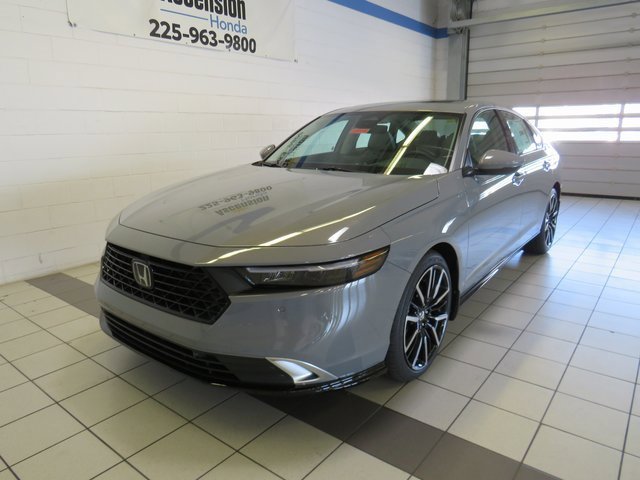 2025 Honda Accord Hybrid Touring photo 2
