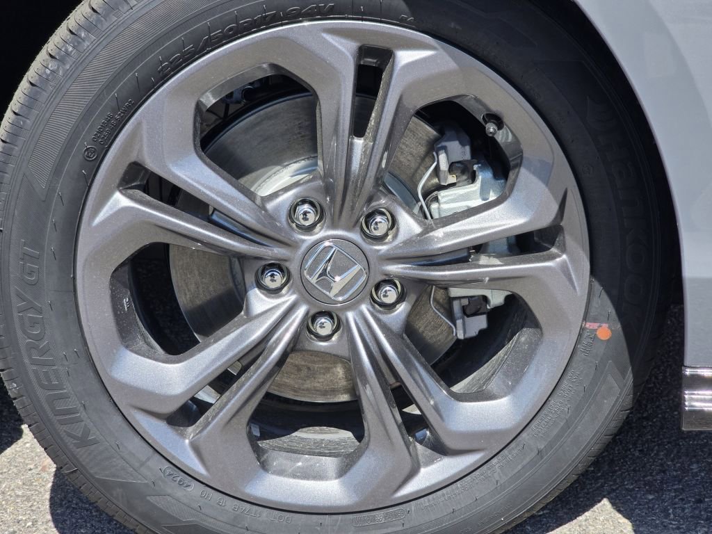 2025 Honda Accord Hybrid EX-L photo 11