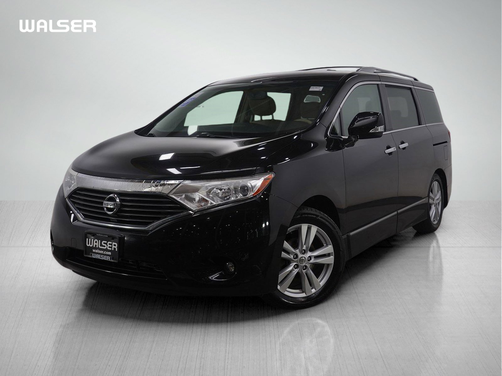 2012 Nissan Quest SL's photo