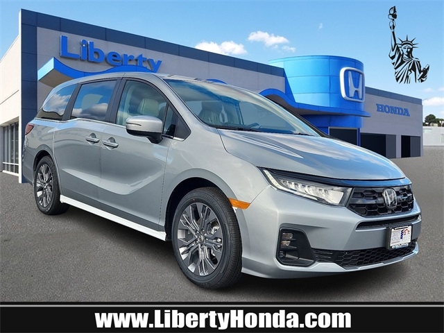 2026 Honda Odyssey Touring's photo