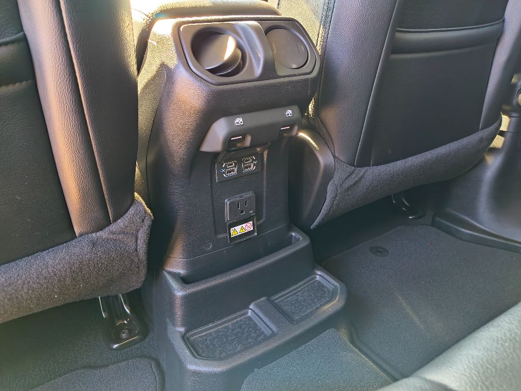 2023 Jeep Wrangler High Altitude photo 24