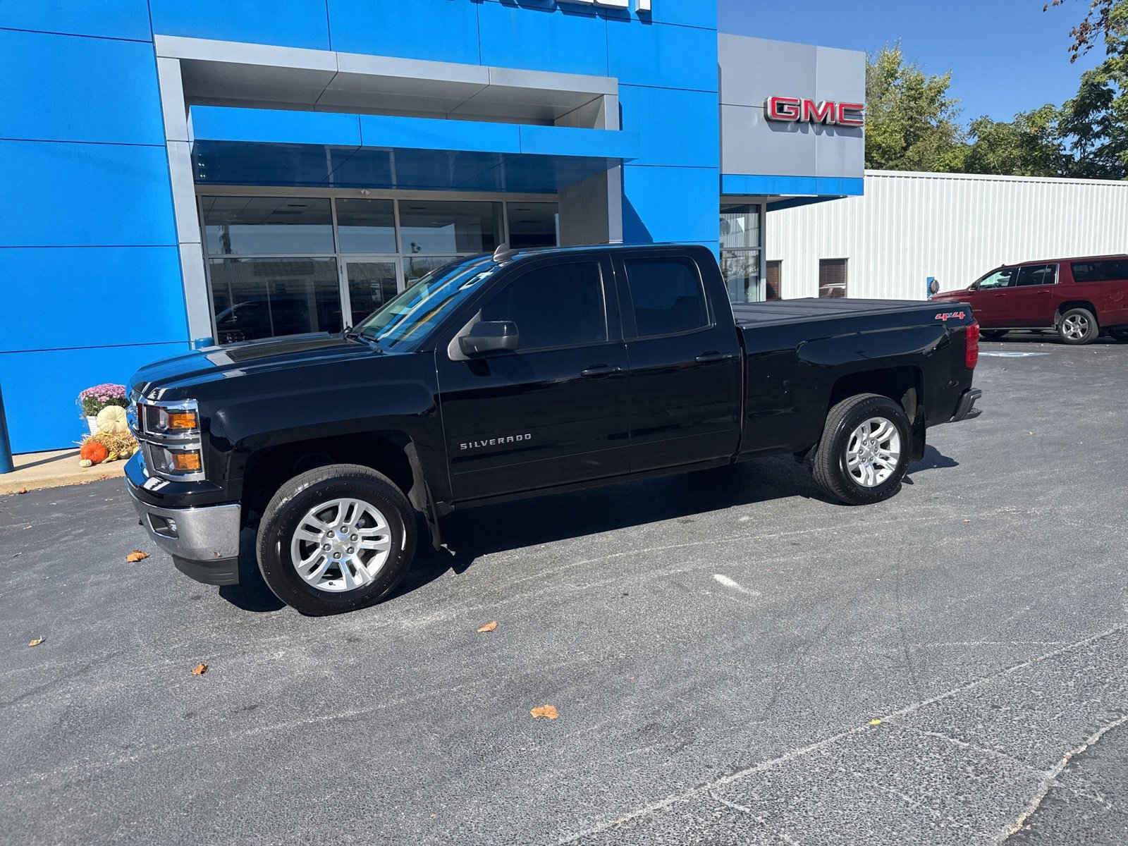 2015 Chevrolet Silverado 1500 LT photo 4