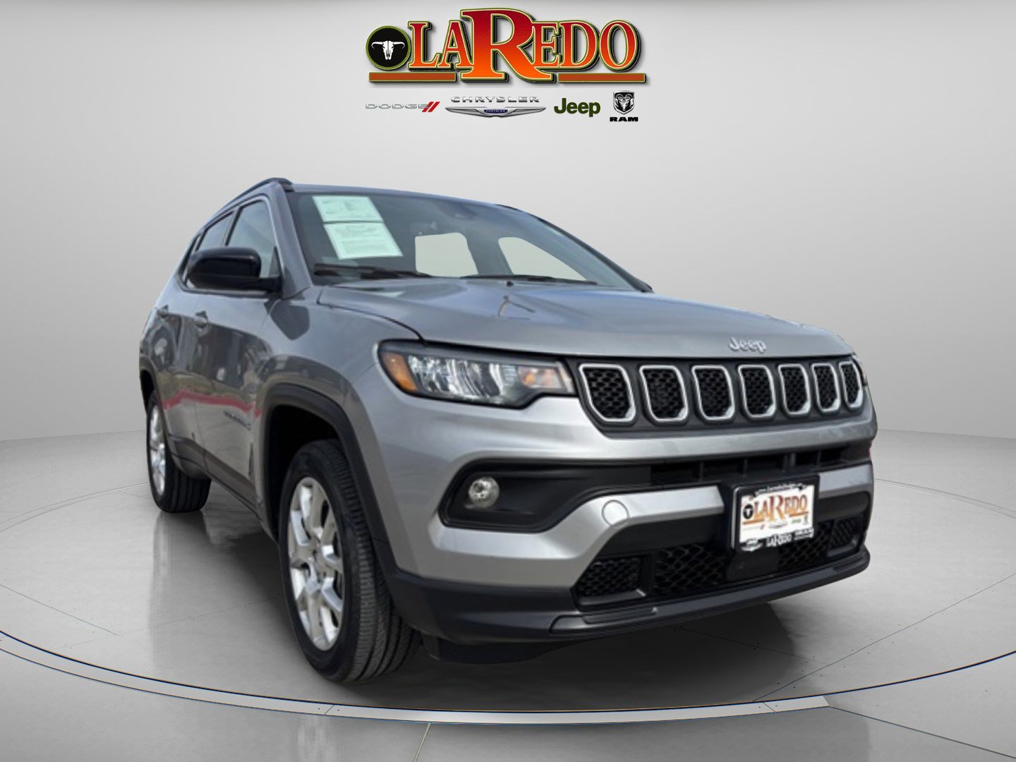 2024 Jeep Compass Latitude Lux's photo