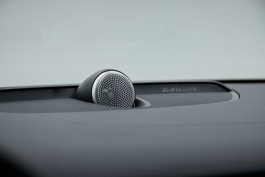 2023 VOLVO S60 - Image 17