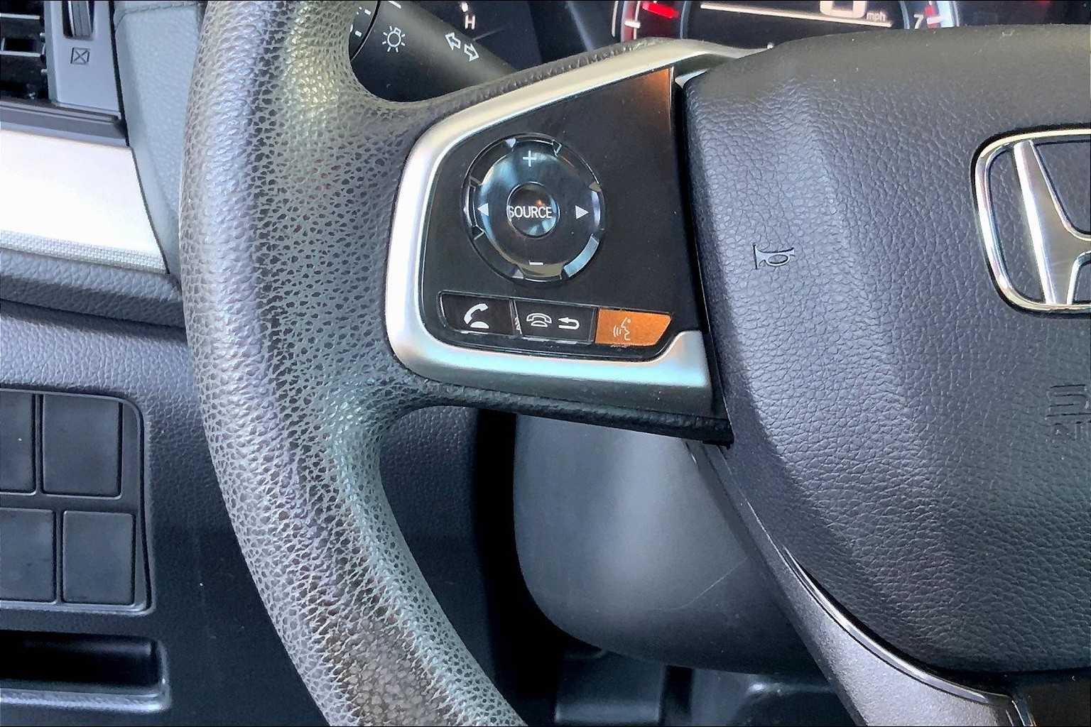 2019 Honda CR-V LX photo 23