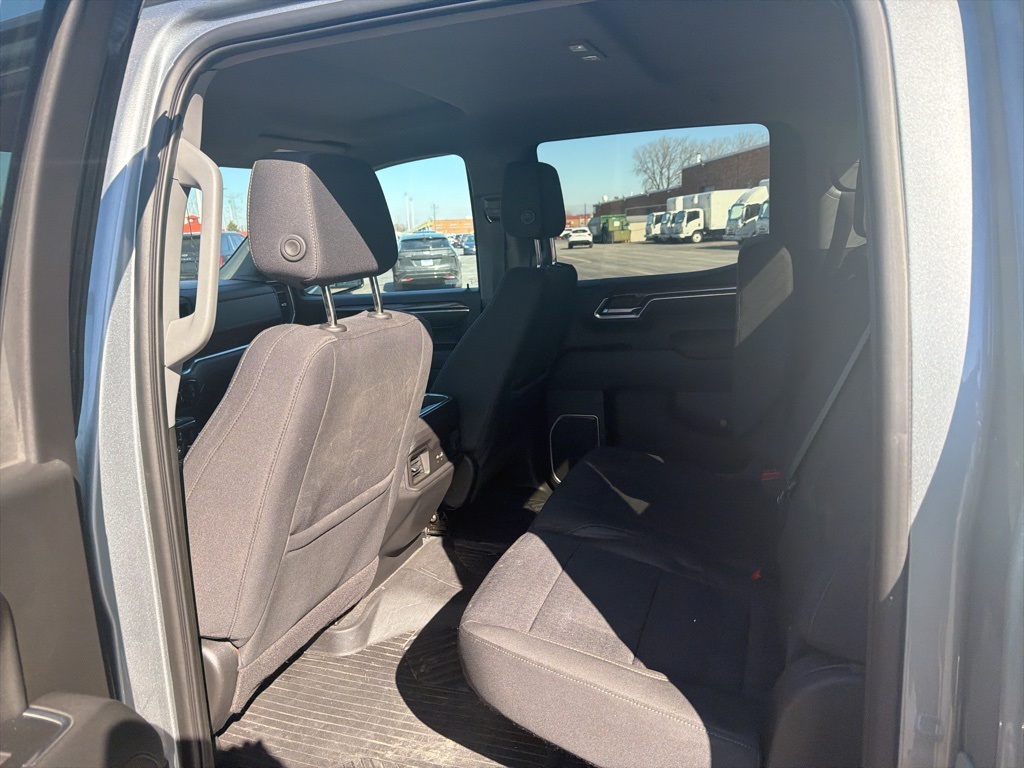 2023 CHEVROLET SILVERADO - Image 10