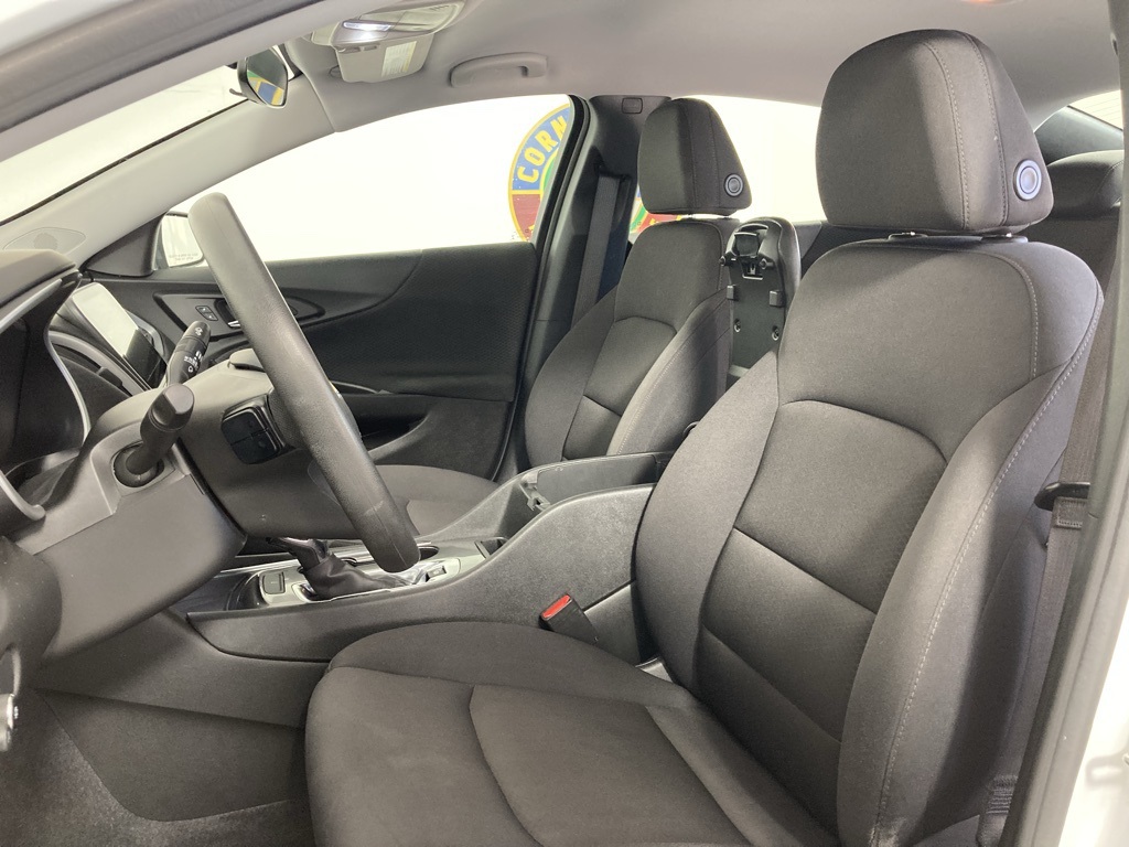 2023 Chevrolet Malibu 1LT photo 9