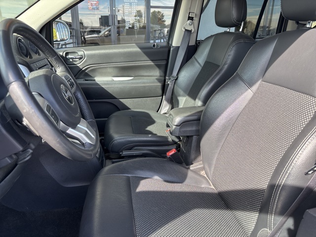 2016 Jeep Compass Latitude photo 4