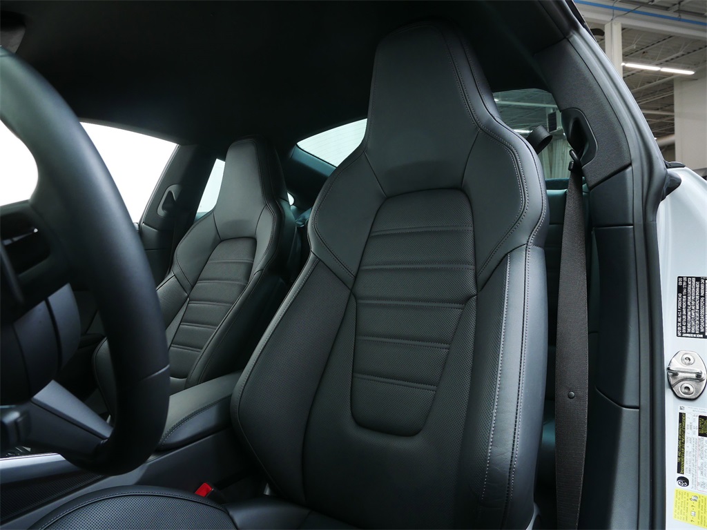 2025 Porsche 911 S photo 5