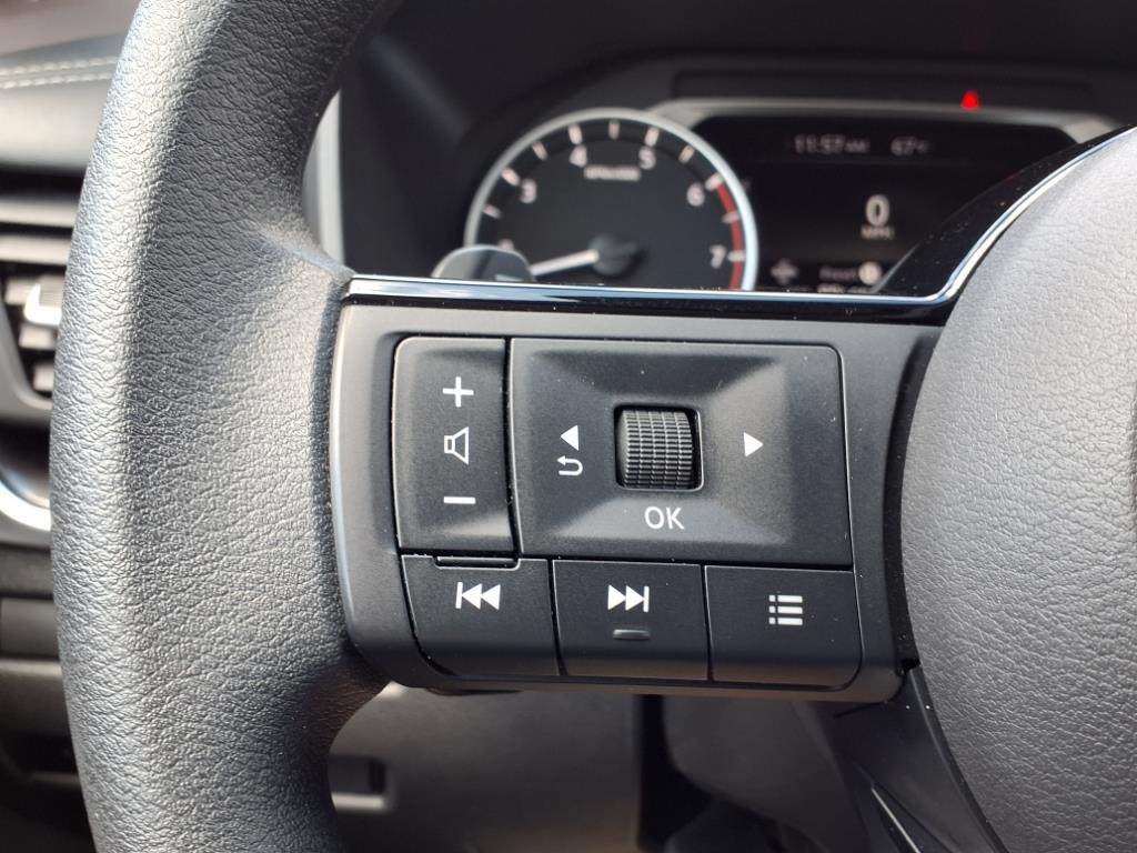 2023 Nissan Rogue SV AWD photo 23