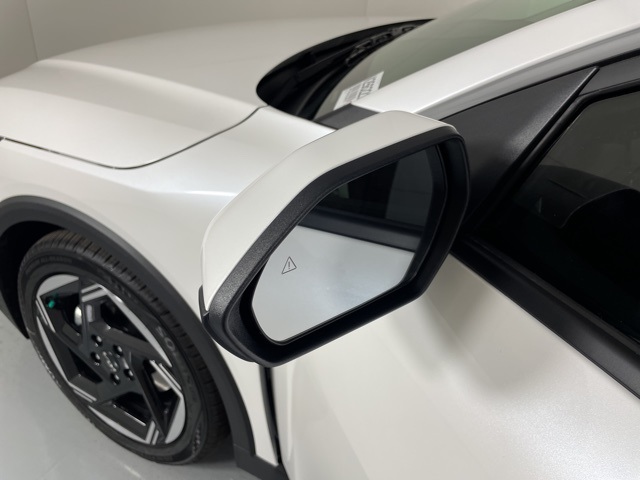 2025 Kia K4 EX photo 13