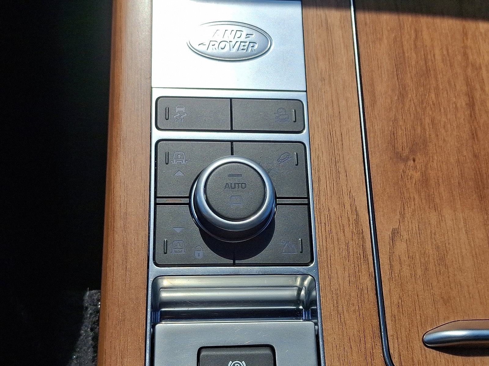 2020 Land Rover Range Rover P525 HSE photo 34