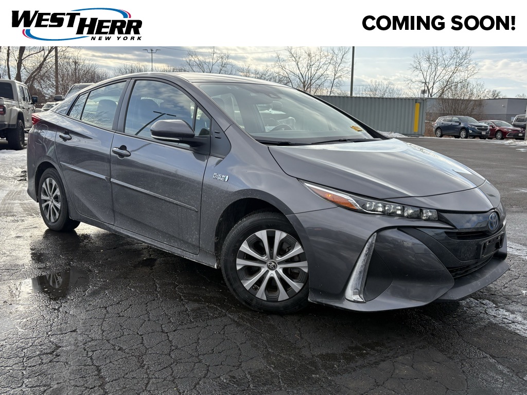 2022 Toyota Prius Prime XLE's photo