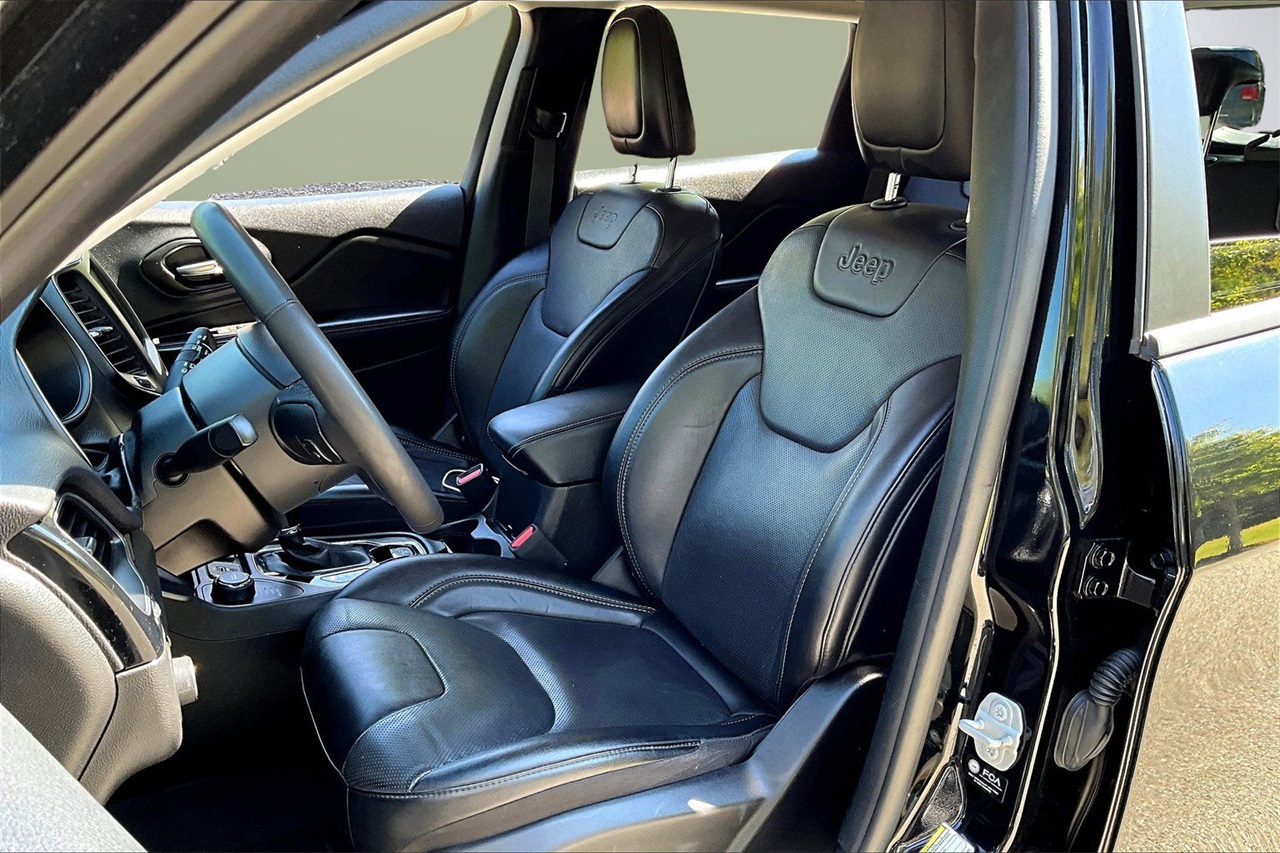 2023 Jeep Cherokee Altitude photo 15