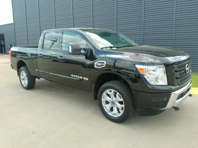 2024 Nissan Titan XD